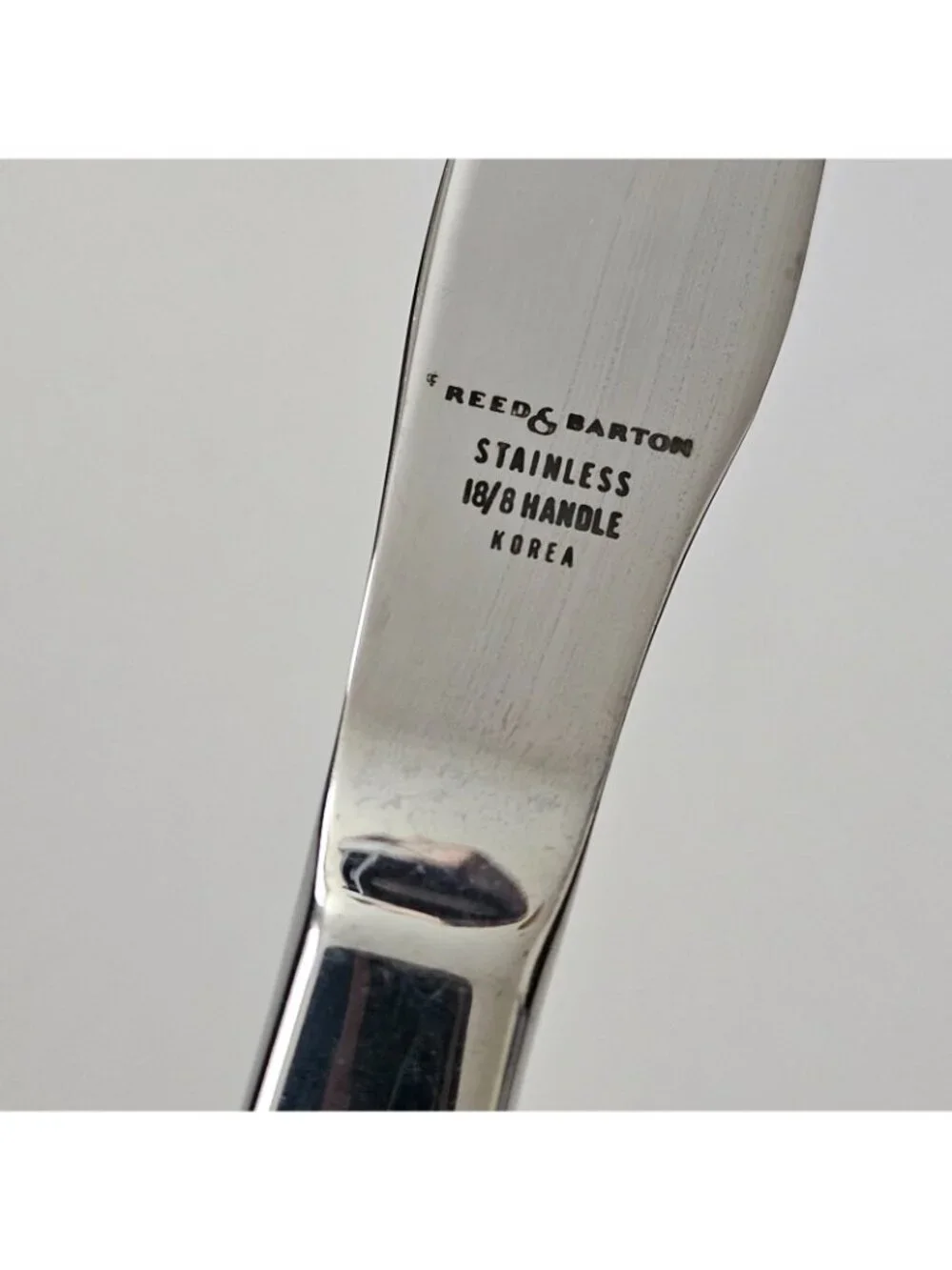 4 Knife Lot Reed & Barton Stainless 18/8 Handle Silver/Gold Tone Golden Spire
